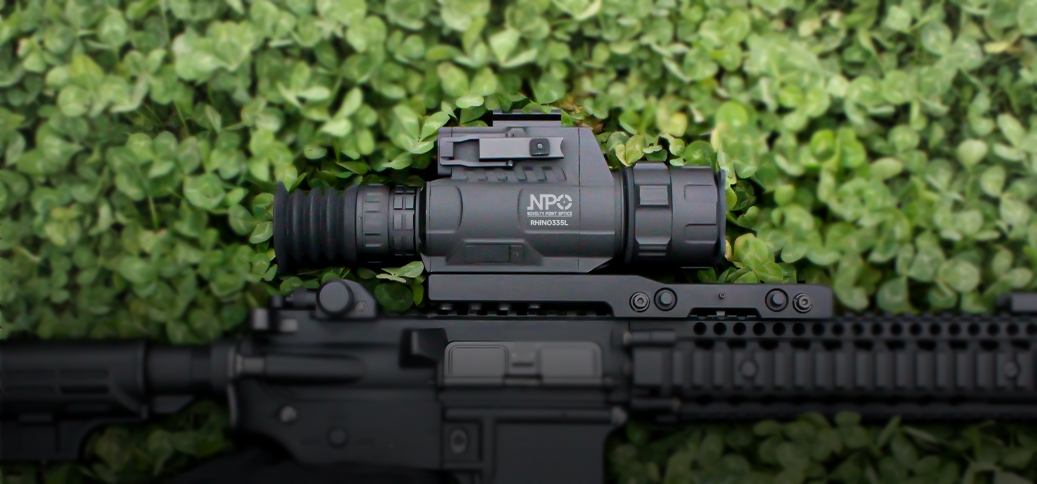 Rhino335L equips on a hunting rifle with a Picatinny rail