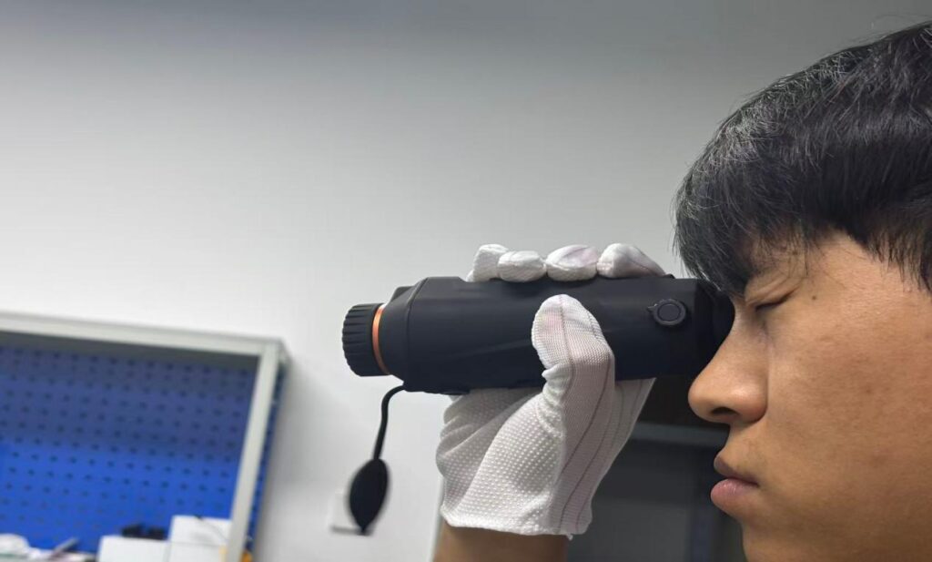 full check before shipping the handheld thermal imager